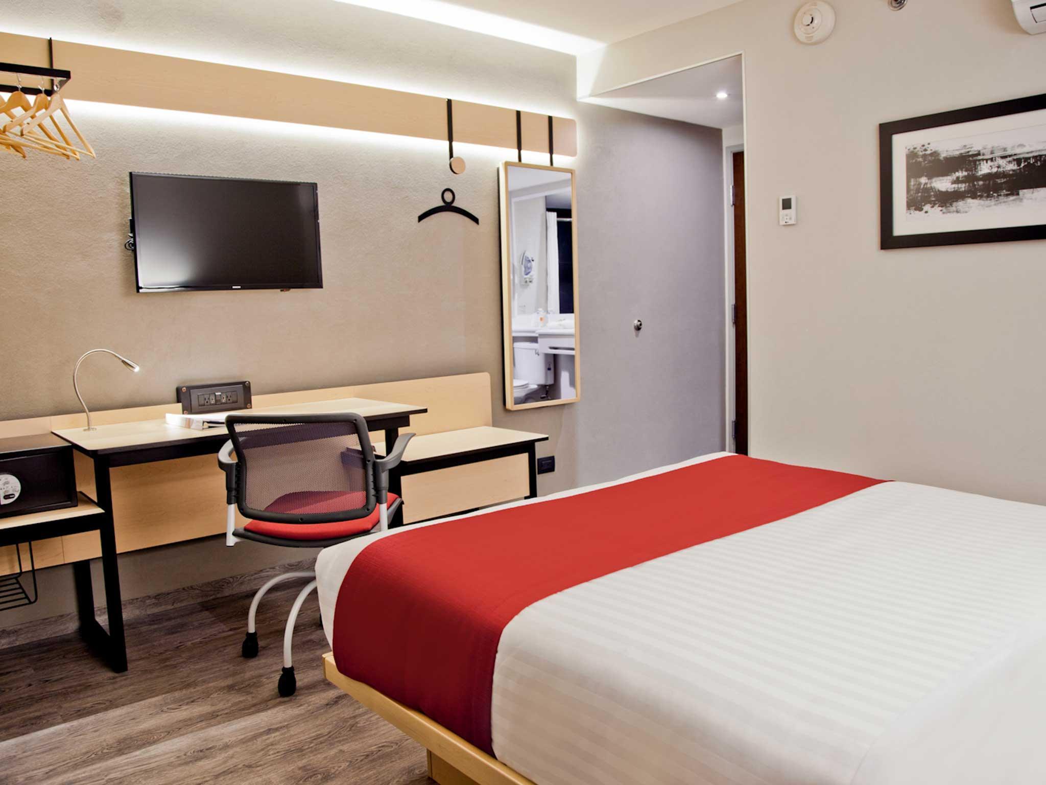 City Express By Marriott León de los Aldamas Extérieur photo