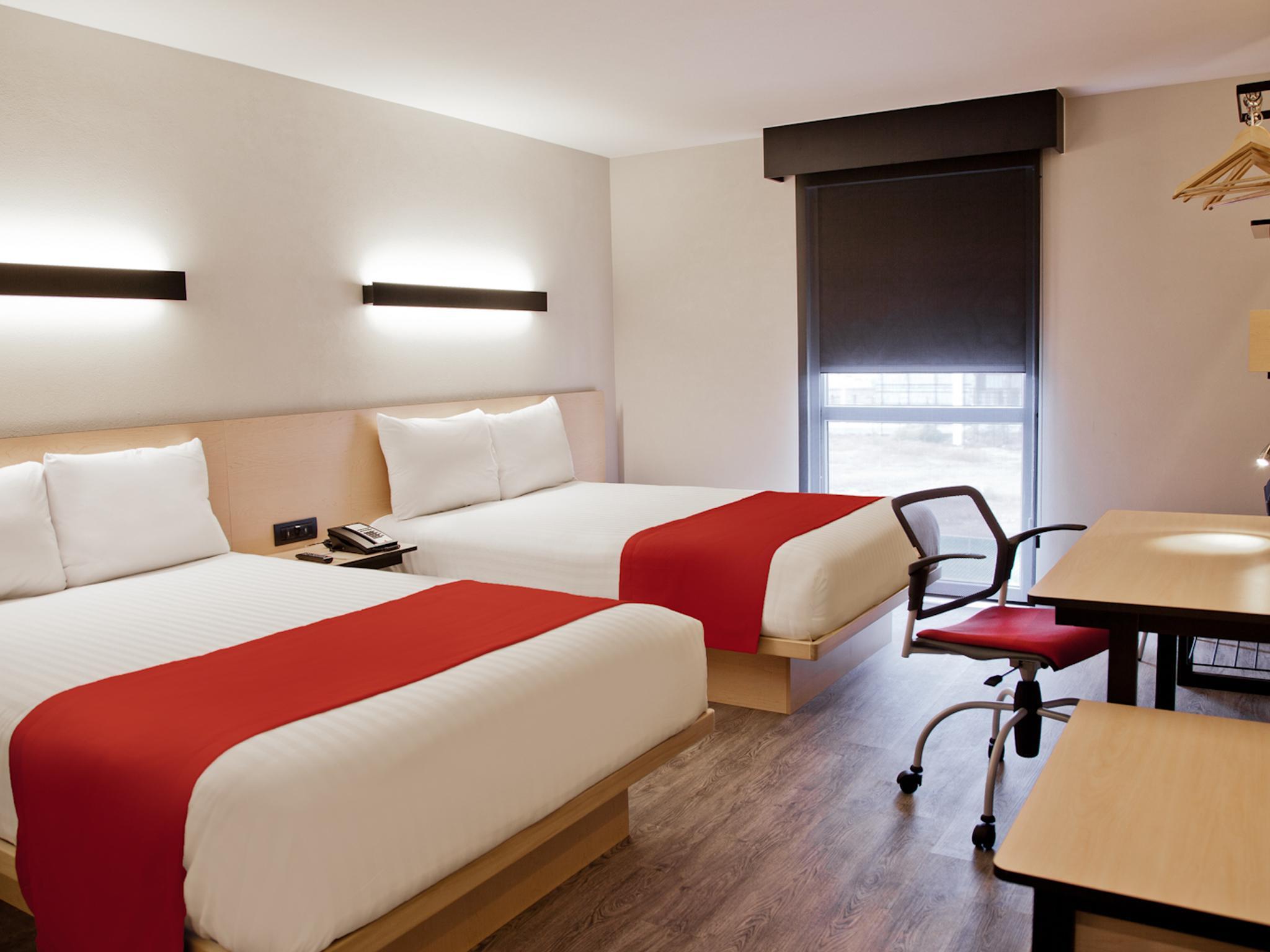 City Express By Marriott León de los Aldamas Extérieur photo