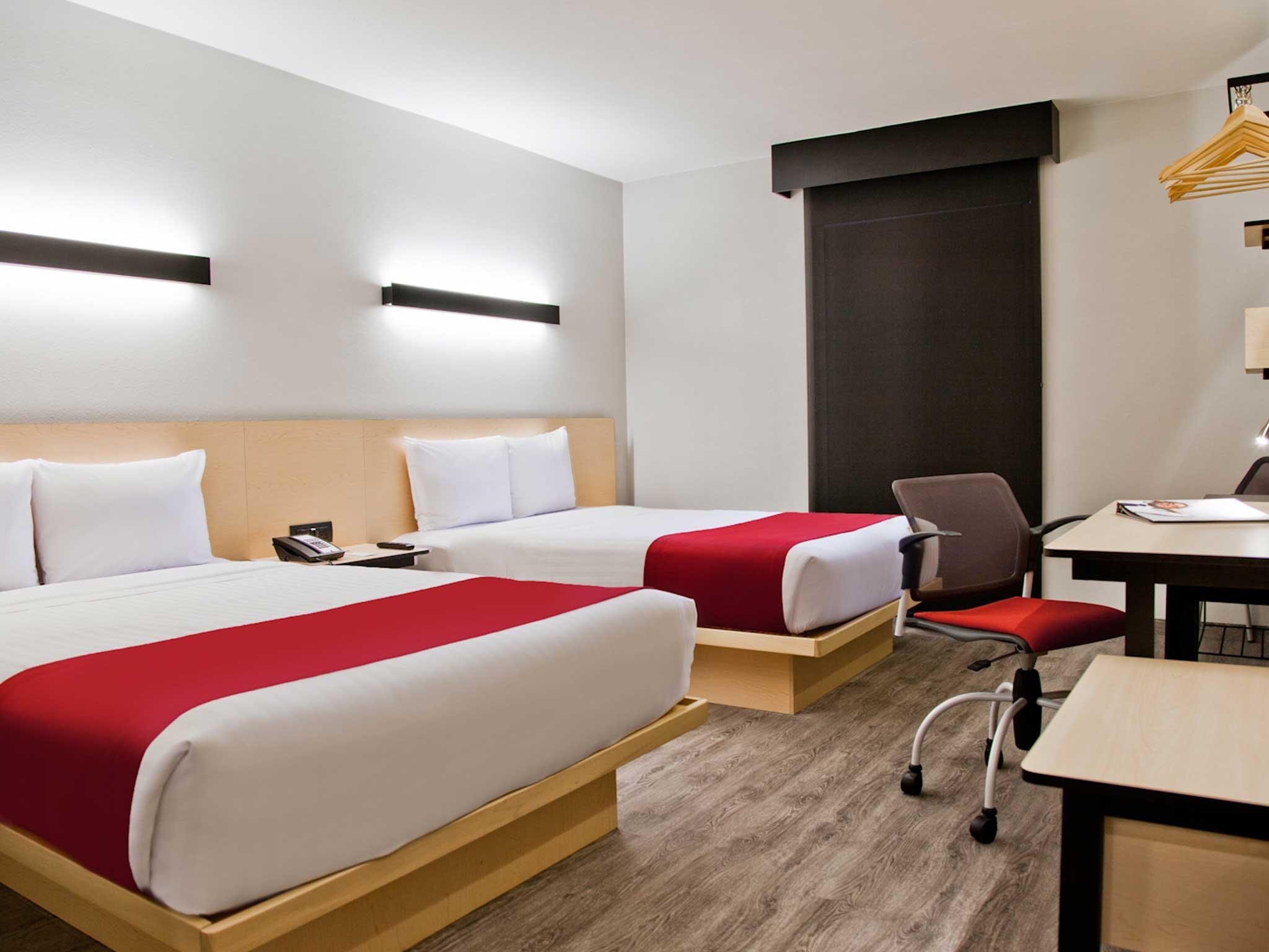 City Express By Marriott León de los Aldamas Extérieur photo