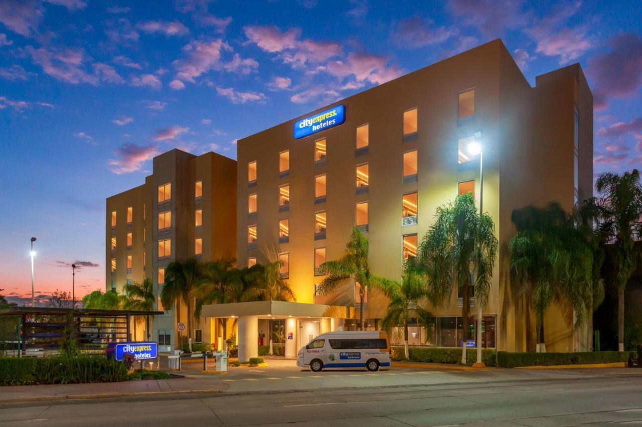 City Express By Marriott León de los Aldamas Extérieur photo